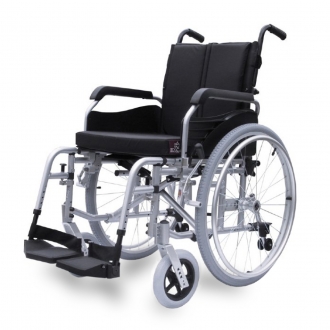 Invalidní vozík mechanický Invalidní vozík mechanický foto